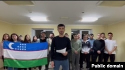 Крымдагы өзбекстандык студенттердин кайрылуусу тартылган видеодон алынган скриншот. 