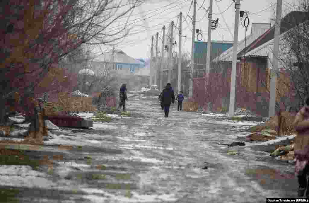 Мурас-Ордо конушундагы көчөлөрдүн бири. 