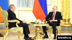 Հայաստանի վարչապետը և Ռուսաստանի նախագահը, արխիվ