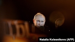 Действующий российский глава Владимир Путин