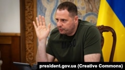 У міжнародному аеропорту «Бориспіль» 1 грудня відбулась десята зустріч із представниками дипкорпусу різних держав з питань імплементації формули миру