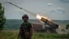 Украина погодена од уште еден бран руски напади, продолжуваат тешките борби во Доњецк