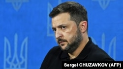 Зеленський додав, що цей документ буде переданий всім партнерам перед наступним самітом миру, а вони повинні передати його Росії. 
