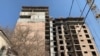 "Кубаныч" деп аталган 14 кабаттуу имаратты "KG Восток Сервис" компаниясы куруп жатат.