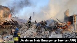 Луганск районундагы мектеп Орусиянын ракетасы тийгенден кийин. 8-май, 2022-жыл.