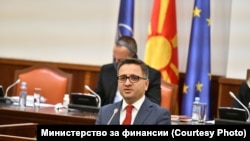 Обраќање на министерот за финансии Фатмир Бесими на седницата на Комисијата за финансирање и буџет на која се разгледува Предлог-буџетот за 2022 година.
-