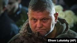 Валерій Залужний повідомив, що 6 листопада «за трагічних обставин у свій день народження у родинному колі загинув його помічник і близький друг, майор Геннадій Частяков»