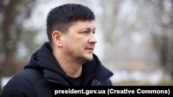 О 21:38 у Миколаївській області оголосили повітряну тривогу. Після цього у соцмережах писали про вибухи в обласному центрі. 