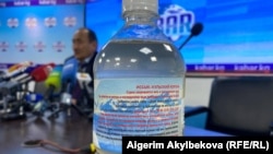 Министри Алымкадыр Бейшеналиев 16-апрелдеги брифингде уу коргошун Кыргызстандагы ооруканаларда жаткан 300 бейтапка берилип, байкоо жүргүзүлгөнүн жана натыйжасы далилденгенин жарыялаган.