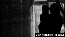 Степное айылындагы аялдар түрмөсүндө тартылган сүрөт.
