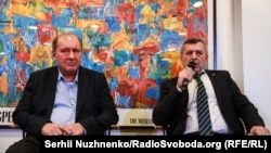 Ільмі Умеров (л) і Ахтем Чийгоз