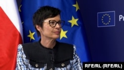Марта Кос, Єврокомісар із питань розширення ЄС. Під час інтерв'ю з Радіо Свобода. Чехія. Прага, 28 квітня 2025 року 