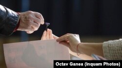 Duminică, 26 mai, românii vor merge la vot pentru alegerile europarlamentare și pentru referendumul privind justiția