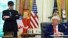 "Он сошел с ума". Конфликт Дональда Трампа и Илона Маска