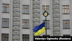 Кабмін 18 вересня звільнив шістьох заступників міністра оборони, а також держсекретаря Міноборони України