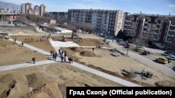 Се гради нова зелена површина на местото на дивата депонија кај Железничка станица Скопје