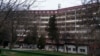 Студентите во „Кузман Јосифовски – Питу“ мрзнат и греат вода за туширање