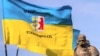 Прапори біля пам’ятника Тарасу Шевченку в Ужгороді, 14 жовтня 2017 року (ілюстраційне фото)