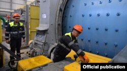 Золоторудный комбинат на месторождении Джеруй. Иллюстративное фото.