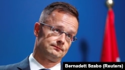 Сійярто підкреслив, що Угорщина зацікавлена у якнайшвидшому вирішенні конфлікту з Україною
