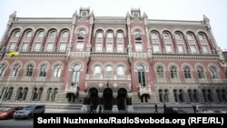 НБУ: реальний наявний дохід населення продовжує зростати другий рік поспіль