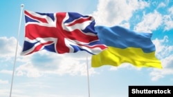 Окремо згадується про заборону на експорт до Росії авіаційного палива, а також імпорт із Росії заліза та сталі
