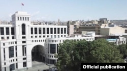 Հայաստանի արտգործնախարարության շենքը Երևանում, արխիվ