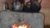 "...Gaz korrupsiýa üçin örän amatly bir resurs bolup durýar. Gazy anyk ölçemek we onuň bar ýa-da ýokdugyny göz bilen anyklamak örän kyn". 