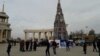 В Таджикистане мужчину задержали «за попытку поджечь новогоднюю ёлку»