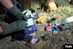 Такие предметы изъяли у Геннадия Лимешко, по данным ФСБ