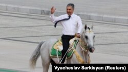 Президент Гурбангулы Бердымухамедов
