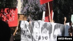 دانشجویان دانشگاه امیر کبیر به احکام صادره علیه سه دانشجوی این دانشگاه اعتراض کرده اند.