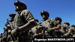 Військовослужбовці полку «Азов» у Маріуполі, 2019 рік