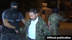 Արթուր Սարգսյանը «Սասնա ծռեր»-ի հետ հանձնվում է իշխանություններին, 31-ը հուլիսի, 2016թ․