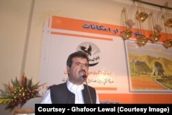 لیکوال او څېړونکی عبدالغفور لېوال