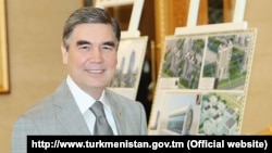 Türkmenistanyň prezidenti Gurbanguly Berdimuhamedow, döwlet telwideniýesinden alnan pursat, 24-nji iýul, 2019
