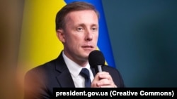 Радник Білого дому з національної безпеки Джейк Салліван заявив, що «це була війна за вибором» для Росії, і що Москва може припинити конфлікт, якщо захоче