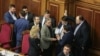 Відставка українського уряду породила побоювання щодо зміни політичного курсу країни (світова преса)
