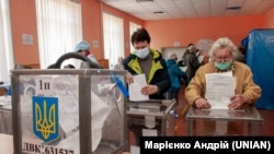 ENEMO: ЦВК зіткнулася зі значними труднощами, пов'язаними із забезпеченням засобів індивідуального захисту та застосуванням заходів запобігання COVID-19 у день виборів