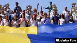 День державного прапора відзначають 23 серпня