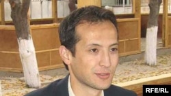 Алишер Саипов чыгарган "Сиёсат" гезити өзбек бийлиги үчүн коркунучтуу "куралга" айланган. 