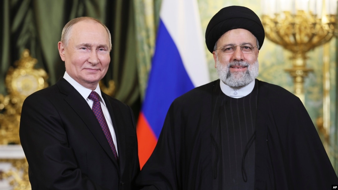 Ruski predsjednik Vladimir Putin i iranski predsjednik Ebrahim Raisi, Moskva, 7. decembra 2023. 