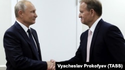 Зустріч українського політика Віктора Медведчука (п) із президентом Росії Володимиром Путіним, Владивосток, Росія, 5 вересня 2019 року