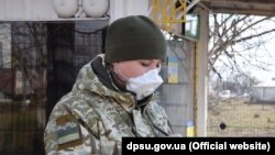 Загалом кордон напередодні перетнули майже 12 тисяч людей
