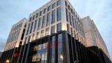 УКМКнын 200 миң доллар пара сураган кызматкери иштен айдалды