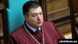 Тупицький просить ОАСК зобов’язати Управління держохорони утриматись від перешкоджання йому в доступі до території Конституційного суду