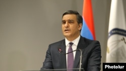 Մարդու իրավունքների պաշտպան Արման Թաթոյան