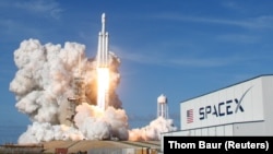 Запуск ракеты «Falcon Heavy SpaceX». Иллюстративное фото.