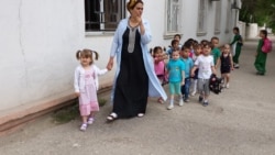 Diňle: Aşgabadyň çagalar baglary Halkara zenanlar gününe tas iki aý öňünden taýýarlyk görüp başlady