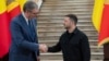 Аляксандар Вучыч і Ўладзімер Зяленскі на саміце ў Адэсе 11 чэрвеня 2025 году